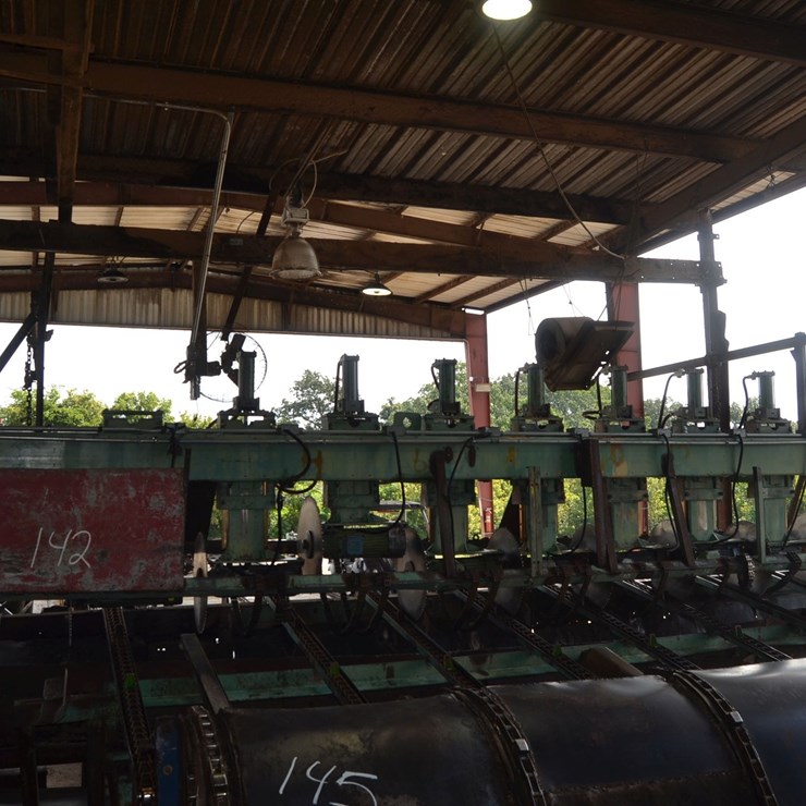 CORLEY 16' DROP SAW TRIMMER W/ 22" SAWS W/ 10HP MOTORS W/ BLOCK CONVEYOR W/ DRIVE
