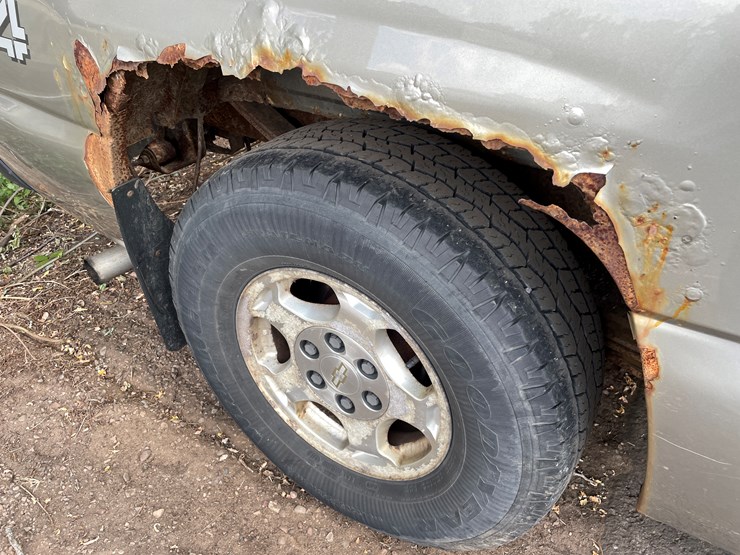 2003-chevrolet-silverado-1500-image-13