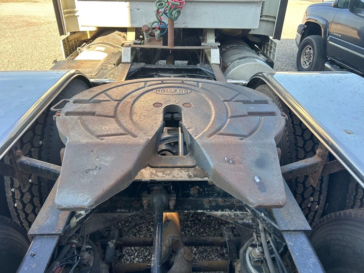 1990-kenworth-t600-image-15