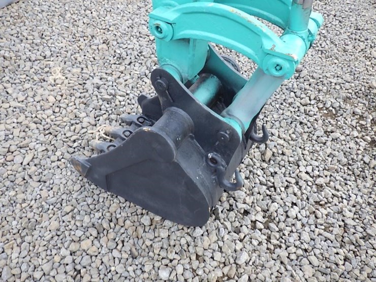 komatsu-pc35mr-1-image-8