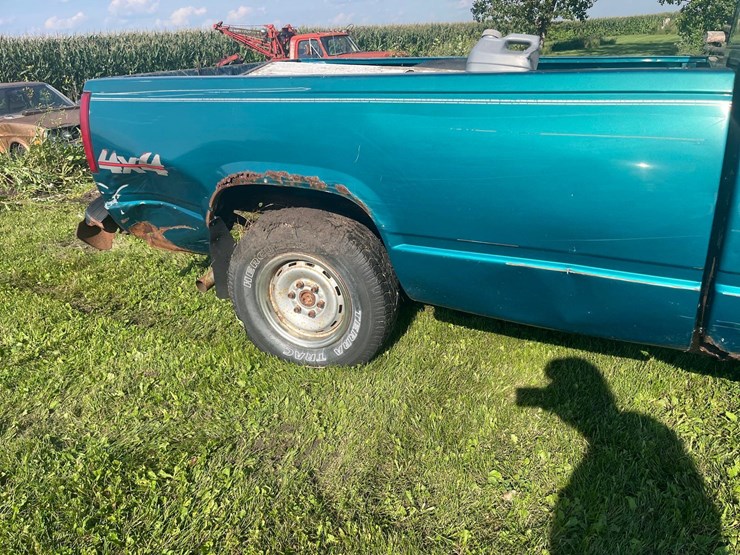 chevrolet-1500-image-4