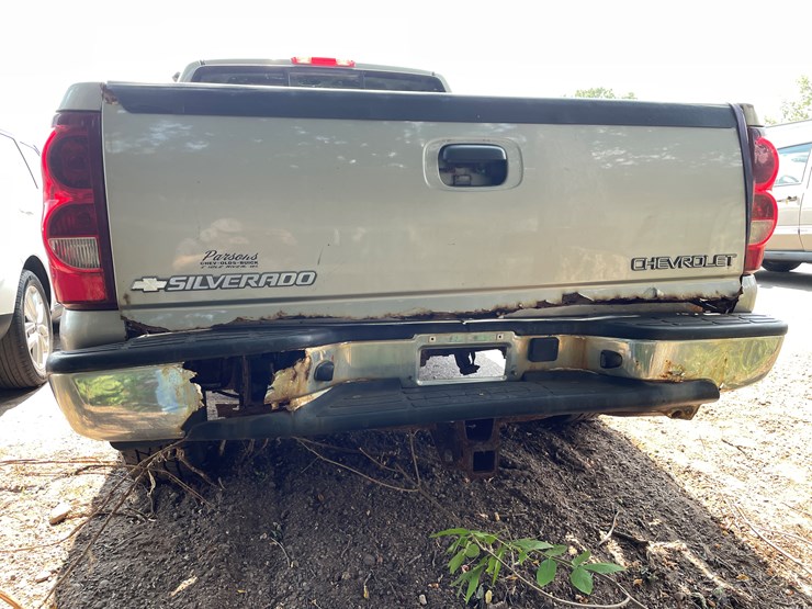 2003-chevrolet-silverado-1500-image-6