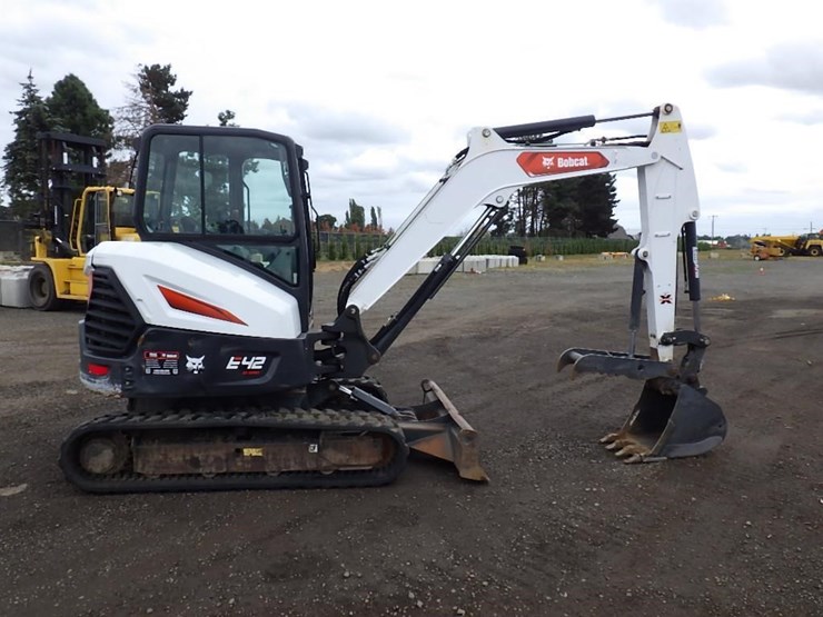 2020-bobcat-e42-image-3