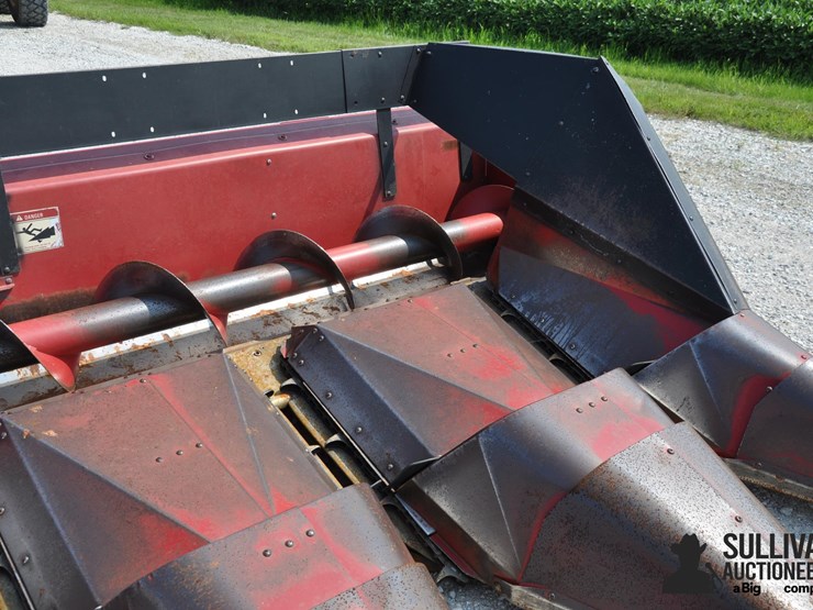case-ih-1064-image-18
