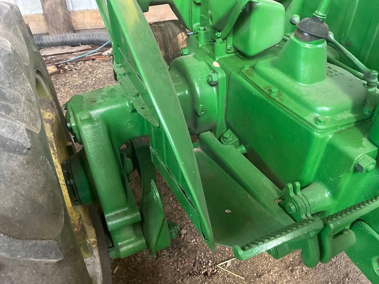 john-deere-m-image-13