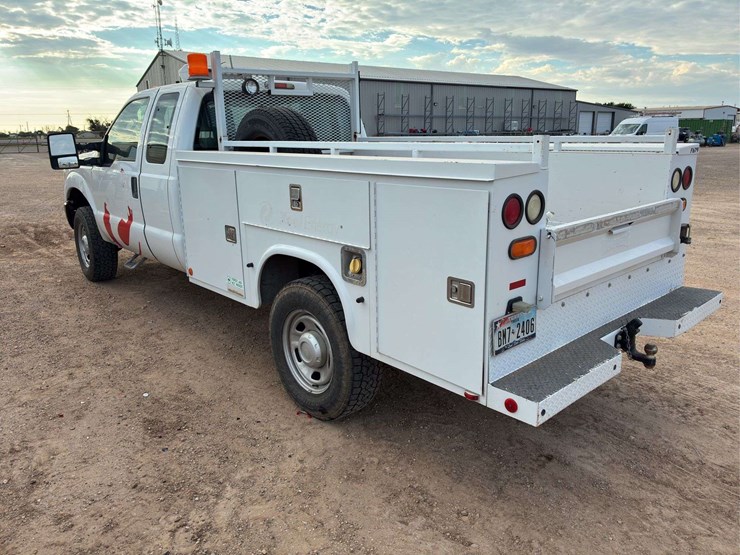 2011-ford-f350-image-5