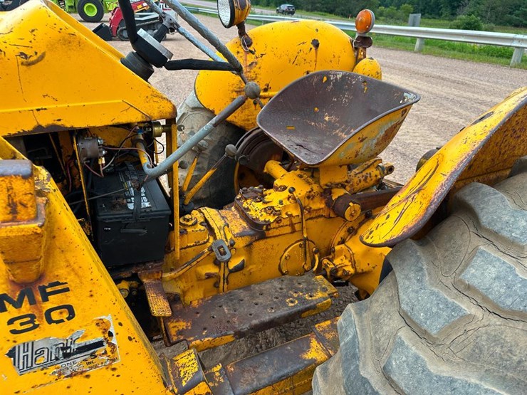 massey-ferguson-30-image-24