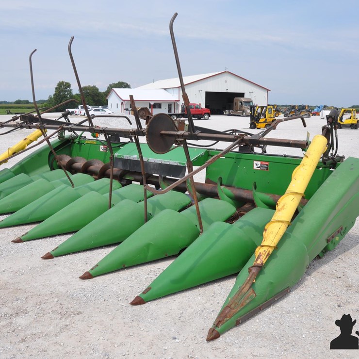 JOHN DEERE 893