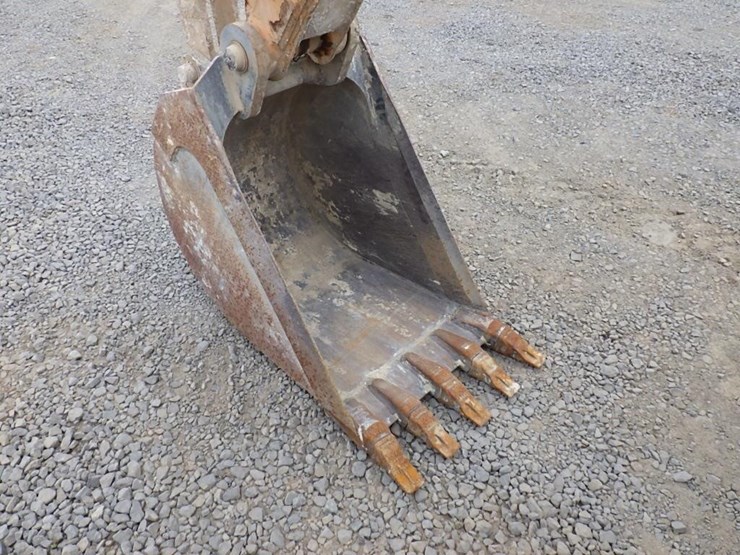 2012-case-580n-image-15