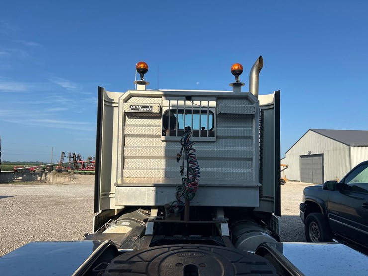 1990-kenworth-t600-image-16