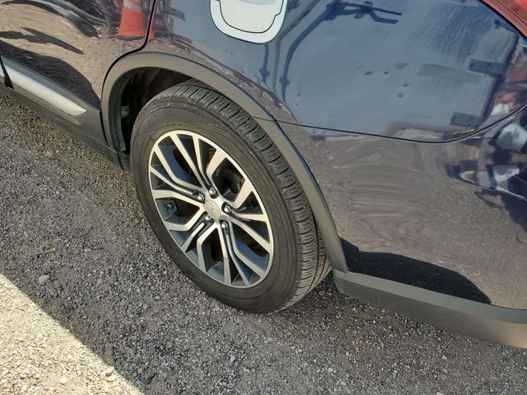 2016-mitsubishi-outlander-image-23