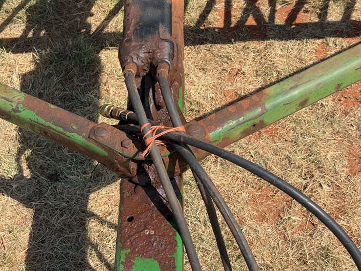 john-deere-8350-image-8