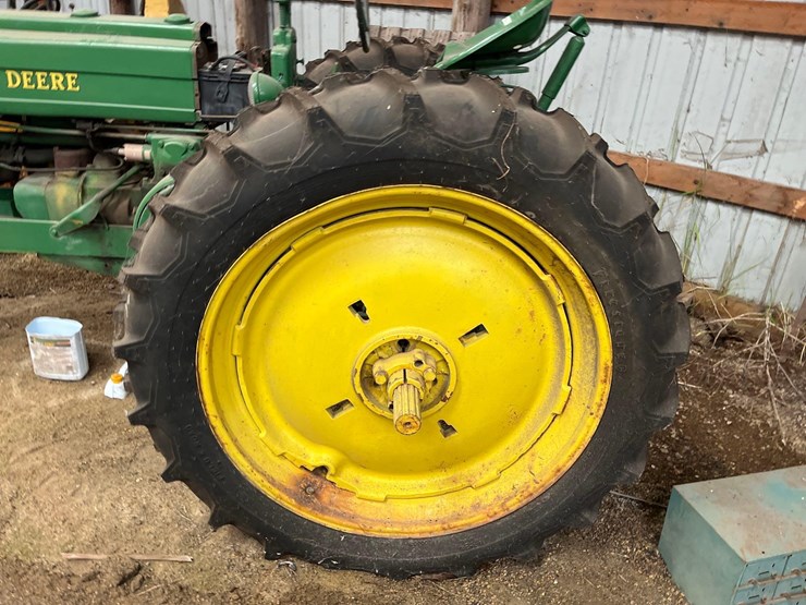 john-deere-b-image-12