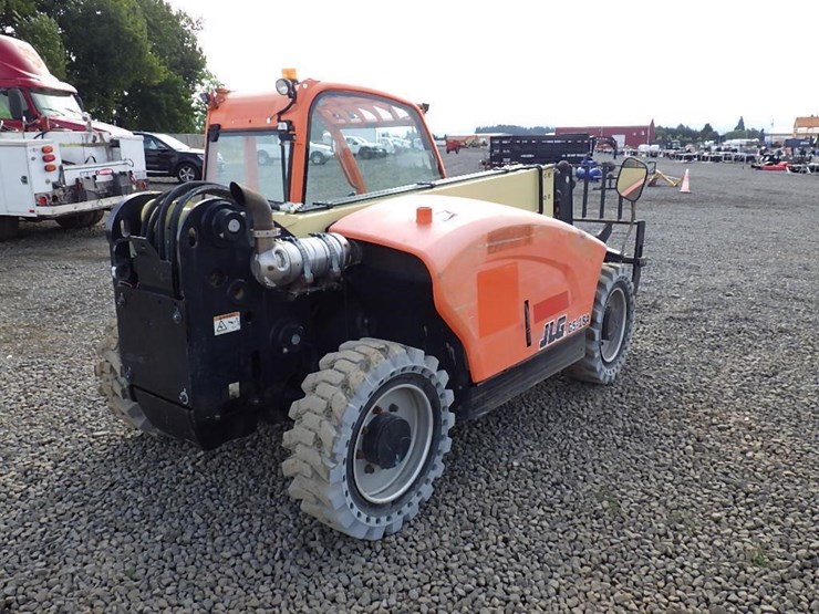 2017-jlg-g5-18a-image-4