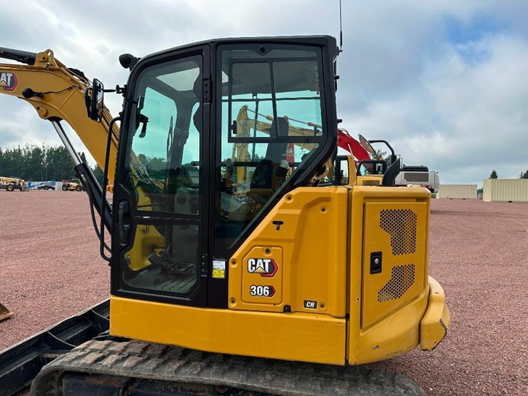2020-caterpillar-306-cr-image-23
