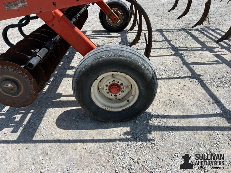 allis-chalmers-1500-image-9