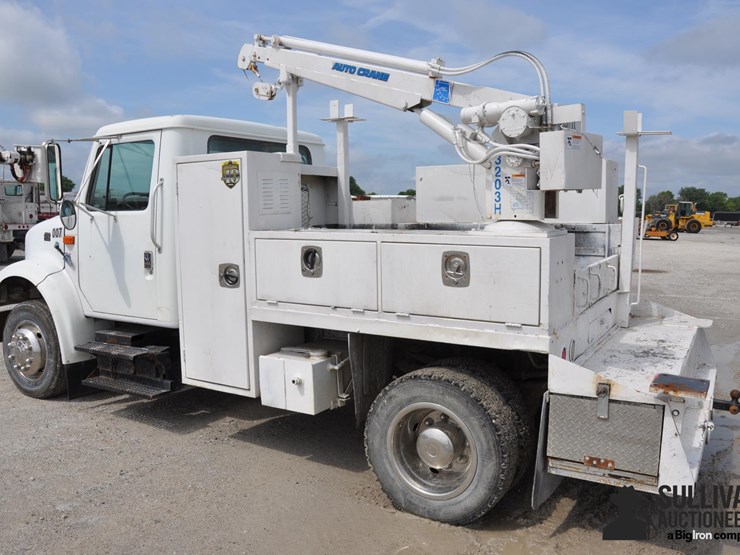 2000-international-4700-image-7