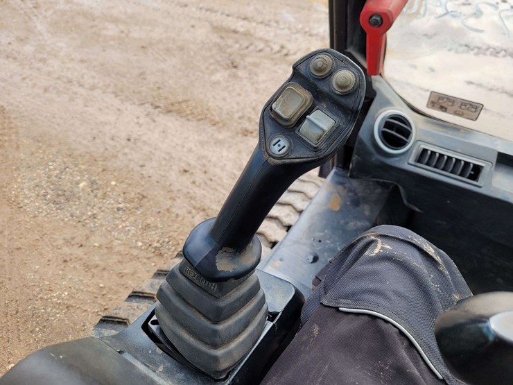 2017-jcb-260t-eco-image-14