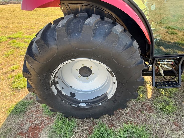 mahindra-2555-image-13