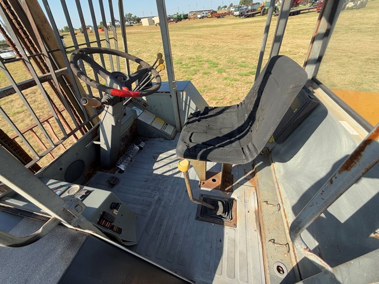 jcb-930-image-15