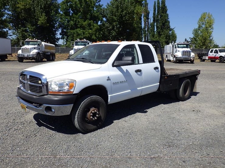 2006-dodge-ram-3500-image-1