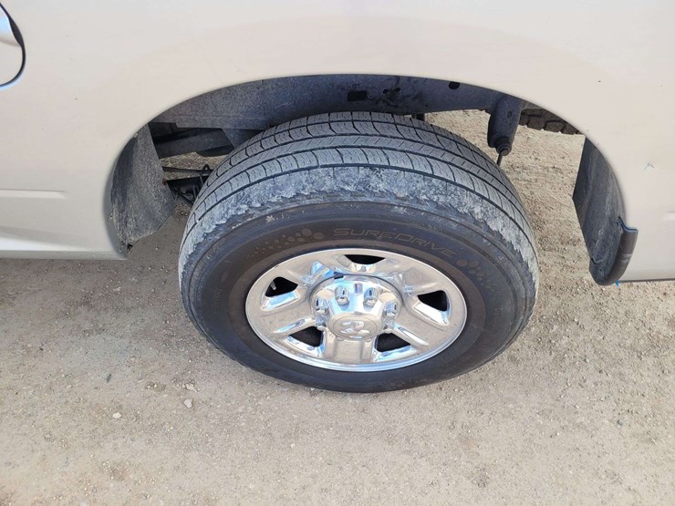 2014-ram-2500-slt-image-19