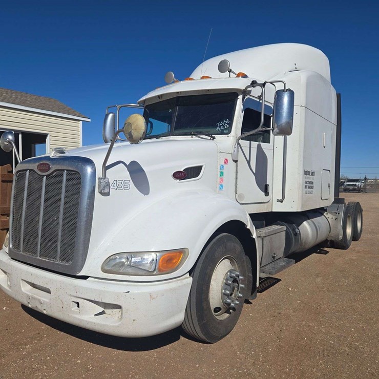 2013 PETERBILT 386