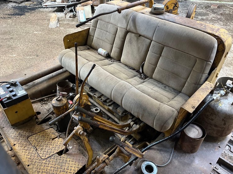 caterpillar-d8-image-49