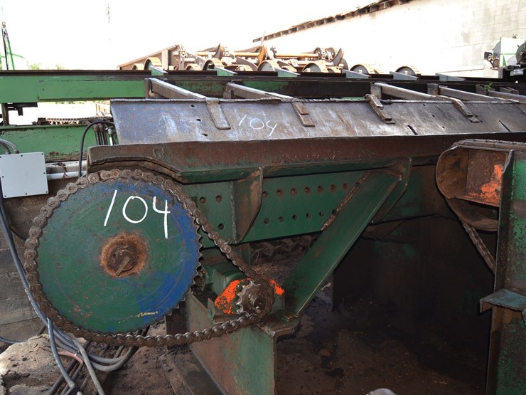 20'-endwise-log-trough-w-cat-track-chain-w/-2-arm-kickers-w/-hydrualic-drive-image-2