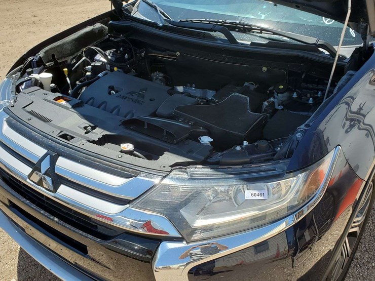 2016-mitsubishi-outlander-image-15
