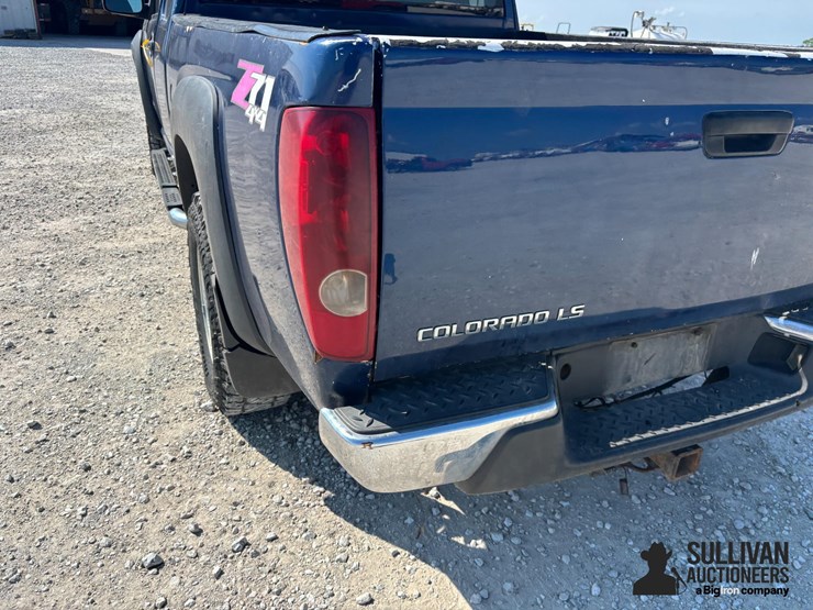 2005-chevrolet-colorado-image-12