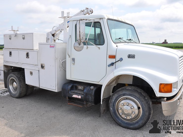 2000-international-4700-image-3