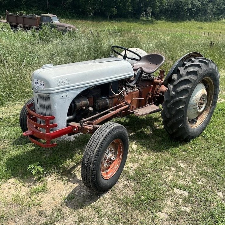 FORD 8N