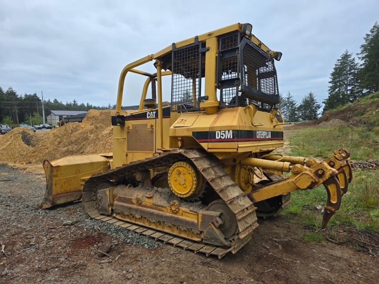 2001-caterpillar-d5m-xl-image-2