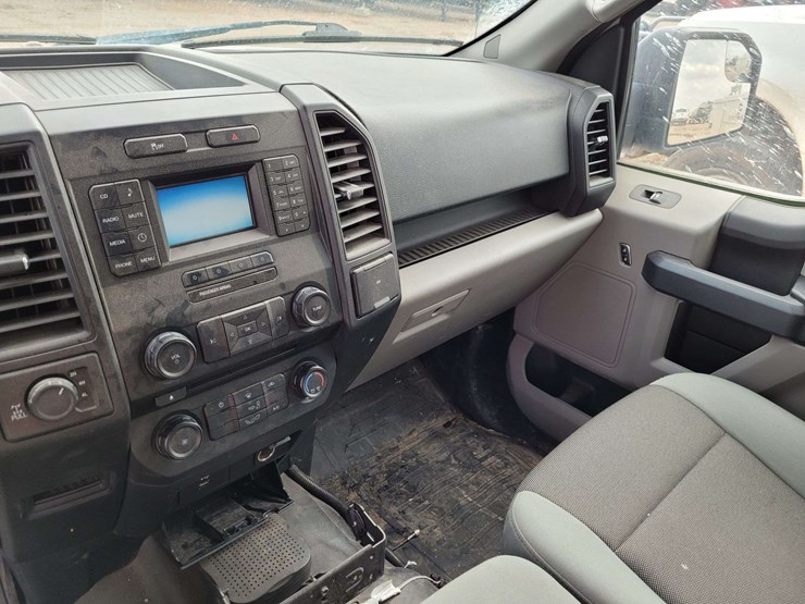 2017-ford-f150-image-9