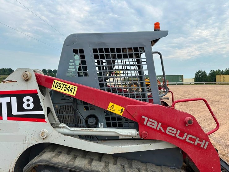takeuchi-tl8-image-25