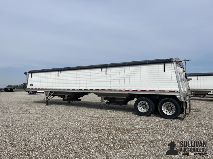 2018-wilson-grain-trailer-image-8