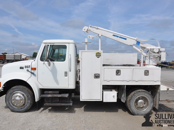2000-international-4700-image-8