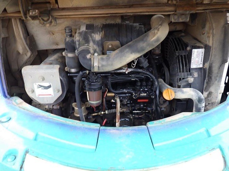 komatsu-pc35mr-1-image-16