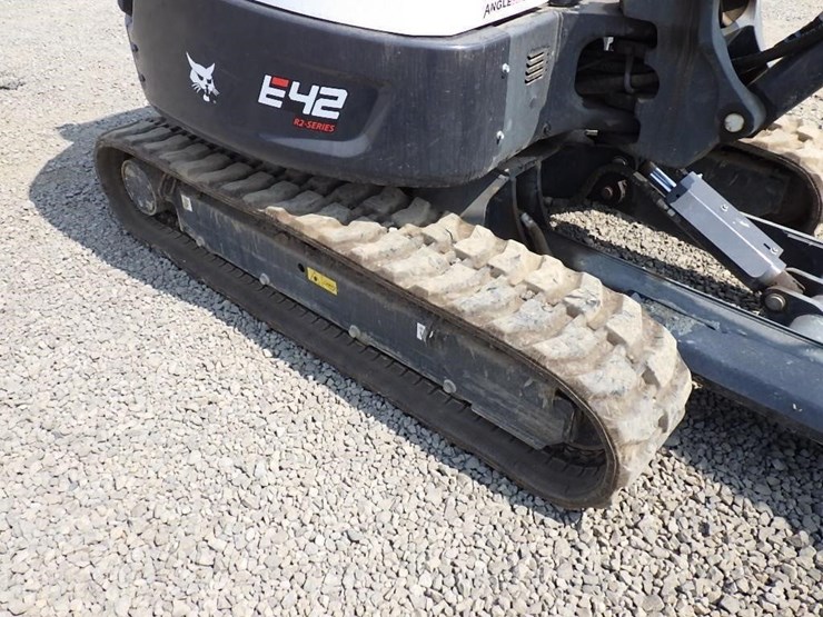 2022-bobcat-e42-image-46