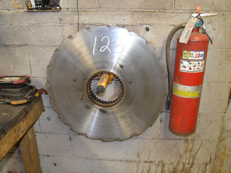 33-retipped-and-sharpened-saws-for-corley-gang-edger-w/-saw-cart-w/-39-saws-needs-resharpening-w/-guides-w/-guide-cart-image-4