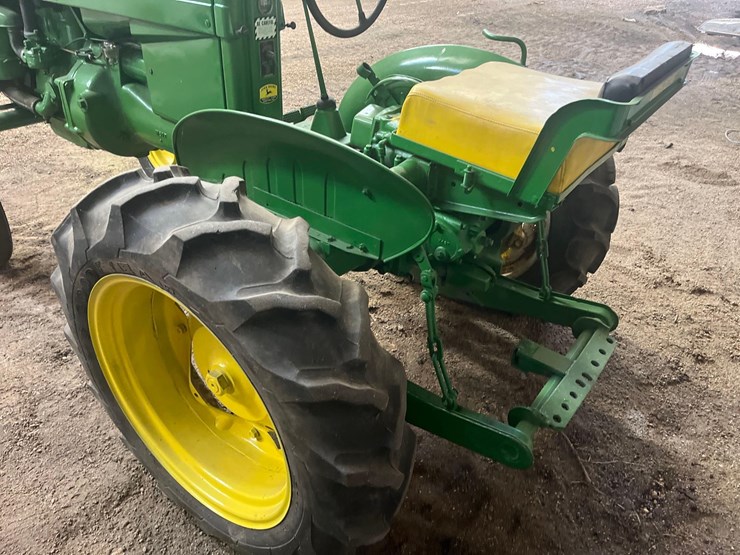 john-deere-m-image-16