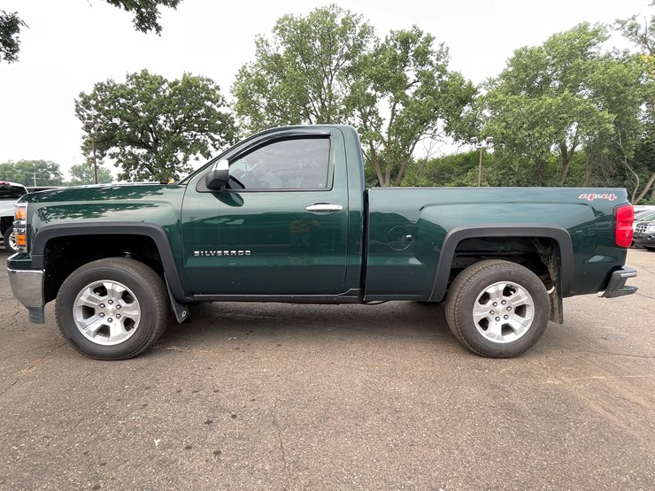 2014-chevrolet-silverado-1500-image-2