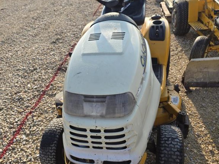 cub-cadet-3204-image-2