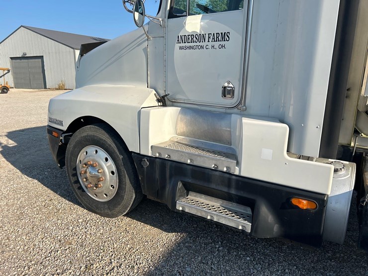 1990-kenworth-t600-image-21