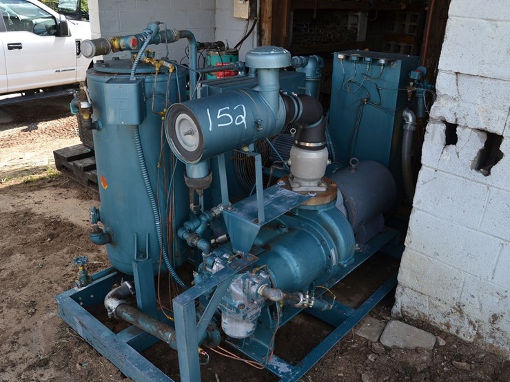 quincey-40hp-screw-type-air-compressor-image-2
