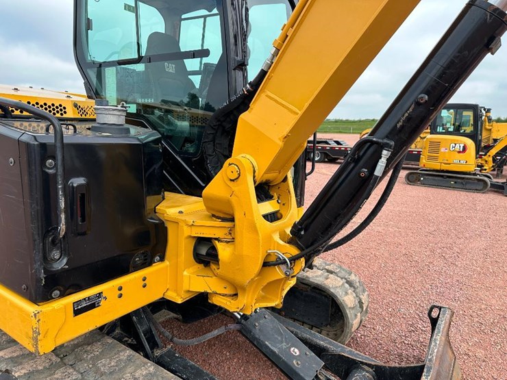 2020-caterpillar-306-cr-image-29