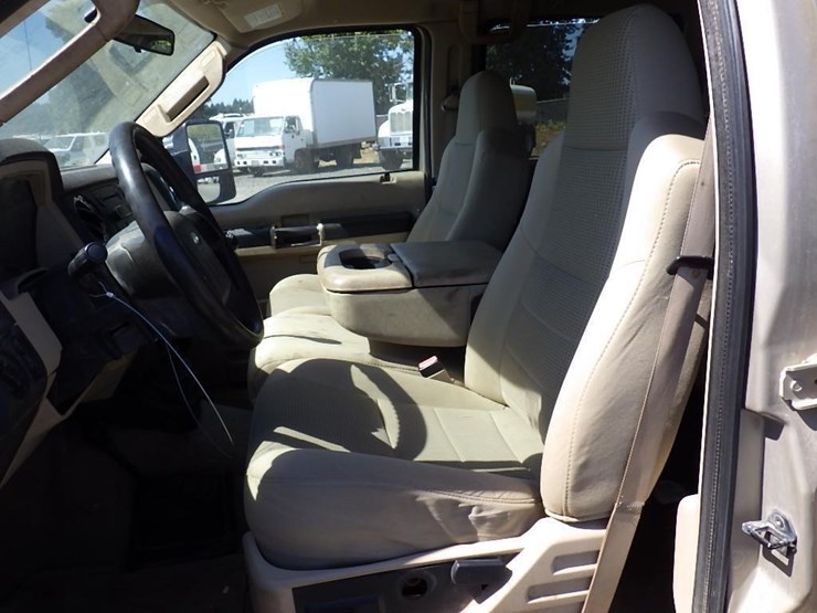 2008-ford-f350-image-18