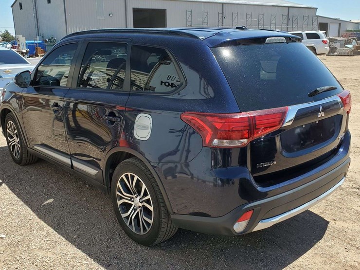 2016-mitsubishi-outlander-image-4