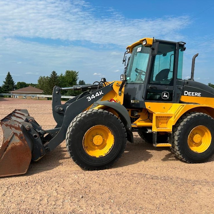 2014 DEERE 344K